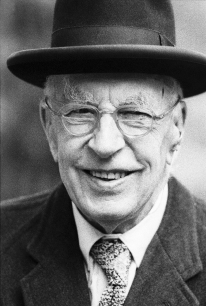 アーノルド・J・トインビー Arnold J. Toynbee (1889年~1975年)